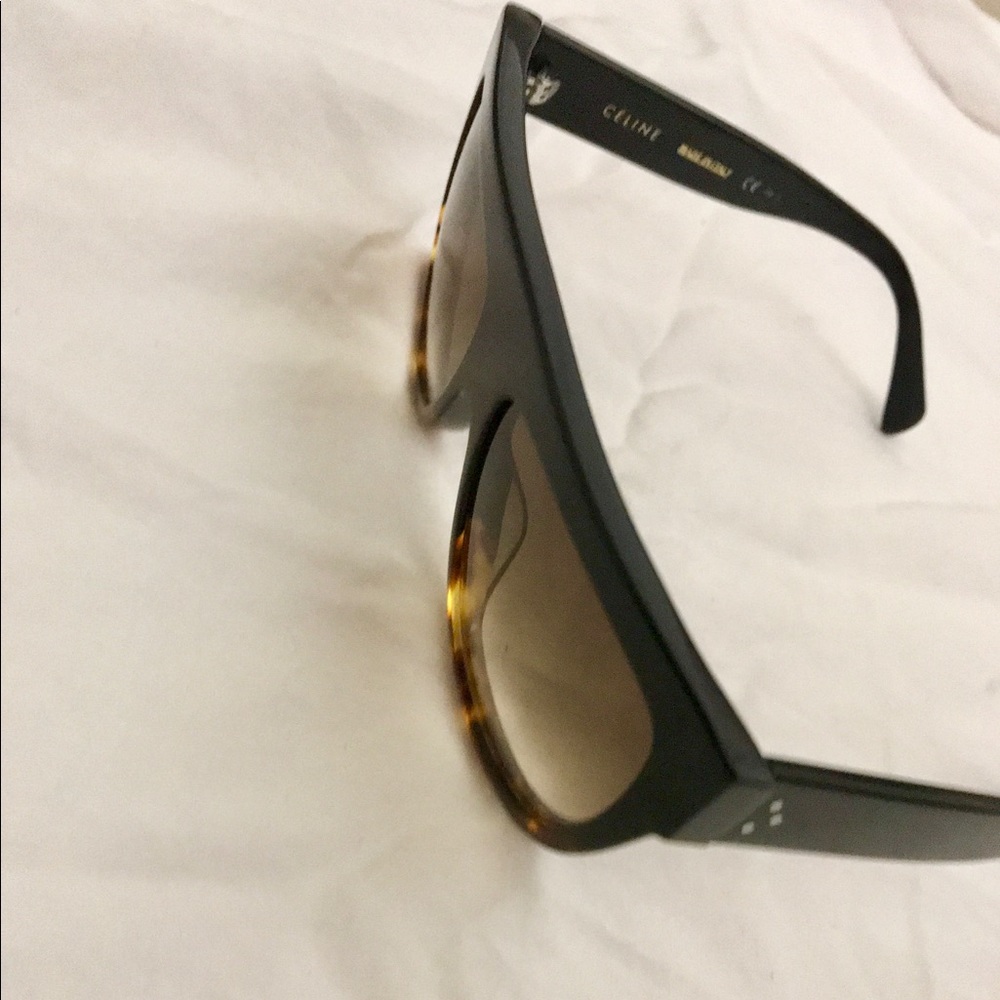 CÉLINE Aviator Sunglasses